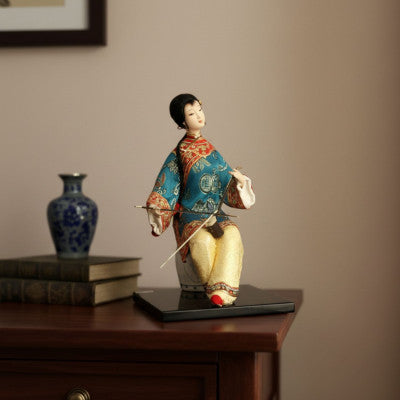  Figurine Chinoise - Musicienne Avec Instrument à Cordes